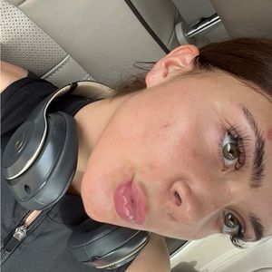 Meet your Posher, Ellie